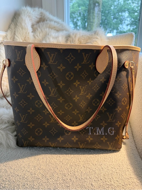 Louis Vuitton Handbags - NWT Authentic Louis Vuitton Neverfull MM Tote 2026